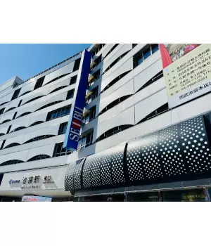 再開発進む「池袋」で大型家電量販店が激突？　そごう・西武の売却報道でヨドバシカメラの名が急浮上