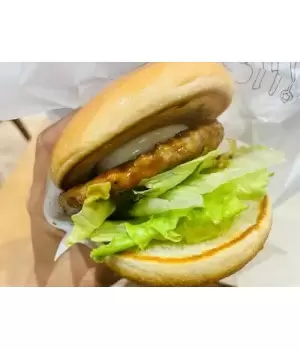 モスの「月見テリヤキバーガー」を実食　秋が感じられる1品！