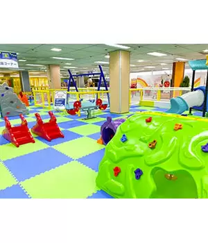 大阪・松原市の巨大室内遊園地がリニューアル、広さと楽しさがパワーアップ