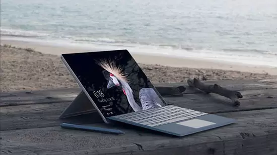 LTE通信機能を内蔵し、簡単にインターネットに接続できる「Surface Pro LTE Advanced」