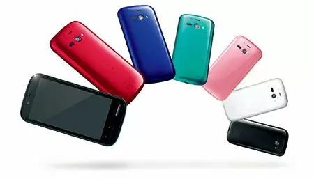 左からブラック、レッド、ダークブルー、ターコイズグリーン、ピンク、ホワイト、ブラック