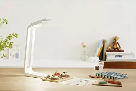 スキャナになるデスクスタンド「SnapLite」 