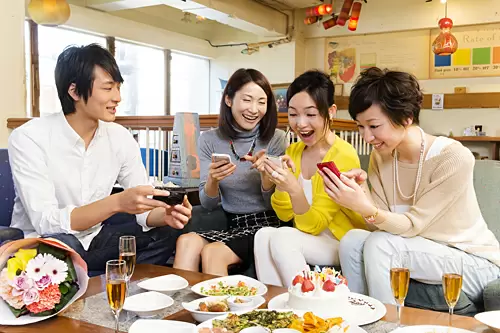 複数台のスマートフォン、タブレット端末と同時にアクセス
