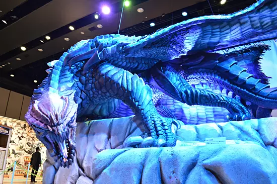 特大サイズのゴア・マガラ