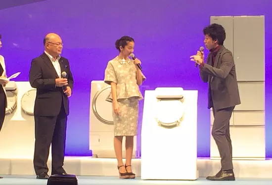 「TORNEO ROBO VC-RCX1」の凄さを熱弁する大泉洋さん