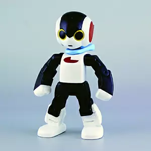 「idbox!」で製作した作品「ロビ」のフィギュア
