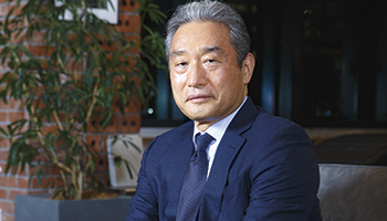 内田士郎