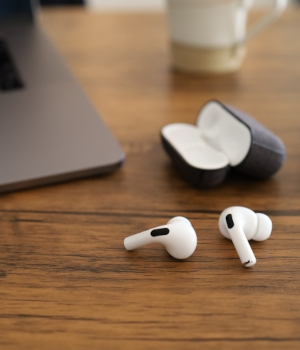 完全ワイヤレスイヤホンの実売ランキングから本当に売れている人気商品を紹介