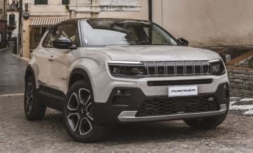 ジープは11月29日、コンパクトSUV『アベンジャー』（Jeep Avenger）の2024年モデル...