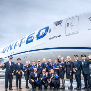 ユナイテッド航空は2023年12月12日(日本時間)、アメリカとニュージーランド間の直行便就航を記念...