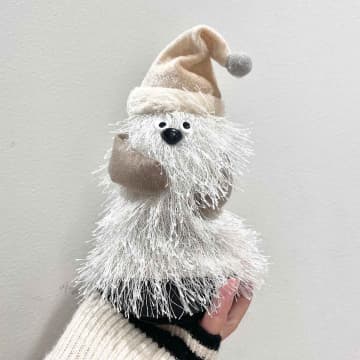 クリスマスシーズンに突入した今、【セリア】や【3COINS（スリーコインズ）】では可愛らしい新作「ク...