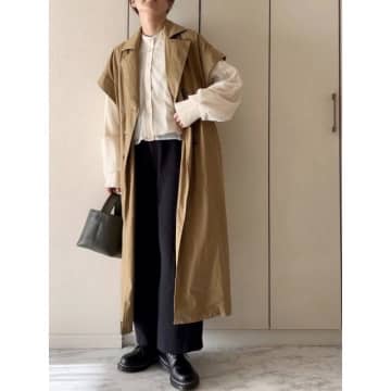 トレンドの服も素敵だけれど、流行に左右されない定番服は着回しが効いて飽きもこないのが魅力。40代の服...