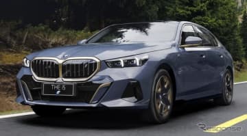 BMWは1月25日、新型『5シリーズセダン』のEV、『i5』のロングホイールベース仕様車を中国市場で...