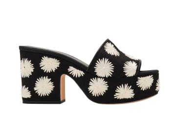 ケイト・スペード ニューヨーク(kate spade new york)は、2024年春コレクション...
