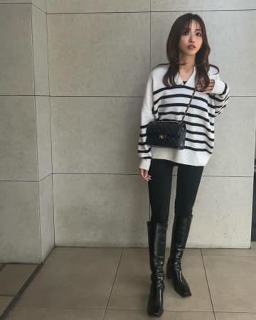1本あればオンオフ問わず着まわせる【黒スキニー】。今回はそんな黒スキニーの「賢い着こなし方」をご紹介...