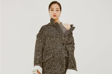 クラネ×広瀬すず、オーバーサイズのジャケットコート＆タック入り