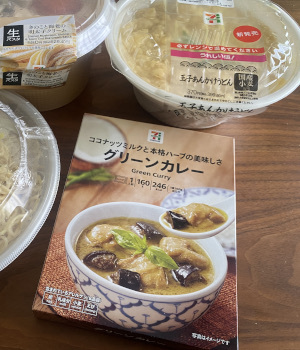 【勝手に調査委員会】グリーンカレーにマッチするのはどの麺類だ？