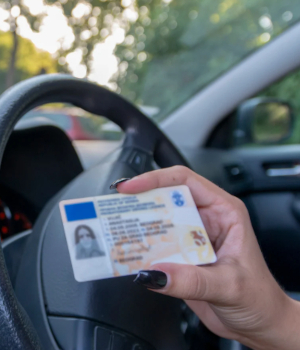 マイナンバーカードと運転免許証が一体化！ やり方やメリットデメリットを徹底解説