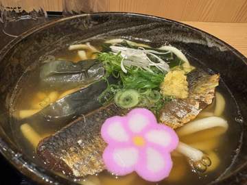 どうも、僕です◯┓ 毎度お馴染みおじゃったもん屋さんです。先日から食べたいと願い続けていたメニューを...