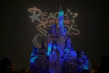 東京ディズニーリゾートでは、2025年7月2日から9月14日までの期間、夏を満喫できるスペシャルイベ...
