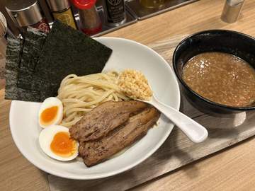 どうも、僕です◯┓ アミュ一風堂。たまに食べたくなるのですよねー、夏なんで限定もありそう。来てみまし...