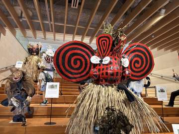 どうも、僕です◯┓ センテラスの天文館図書館で「カゴシママスクコレクション」なるイベントが始まってい...