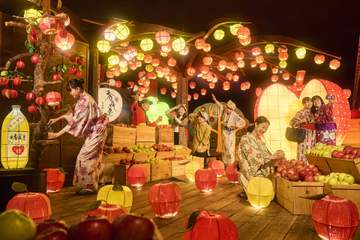 2026年12月1日まで開催 温泉宿である「青森屋 by 星野リゾート」は、りんごに囲まれる空間で収...
