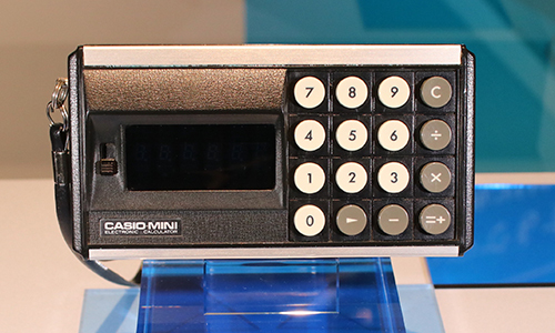 カシオ計算機、樫尾和雄会長の「お別れの会」、市場を創造し続けた人