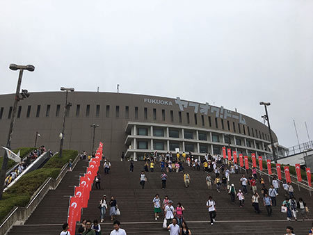 ヤフオクドームが Paypayドーム に Paypayが命名権を取得 n R ヤフオクドームが Paypayドーム に Paypayが命名権を取得 n R