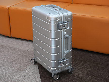 アルミがシャオミで1万円台、激安スーツケースを1年使って - BCN＋R