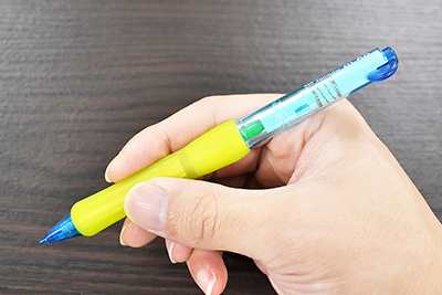 ノックが気持ちよくてやめられない シャープペン界の異端児 オルノ n R ノックが気持ちよくてやめられない シャープペン界の異端児 オルノ n R