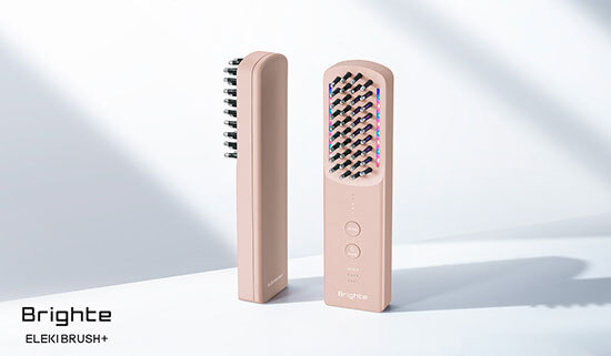 Aiロボティクスのブラシ型美顔器「ELEKI BRUSH＋」に新色ピンクが登場