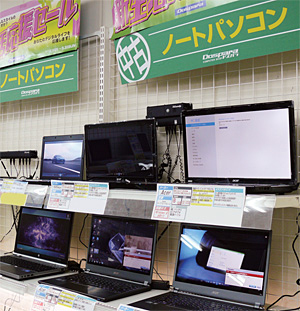ドスパラ大須店の収益増に寄与している中古パソコン