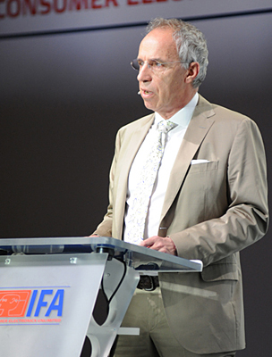 gfuのHans-Joachim Kamp監査役会議長