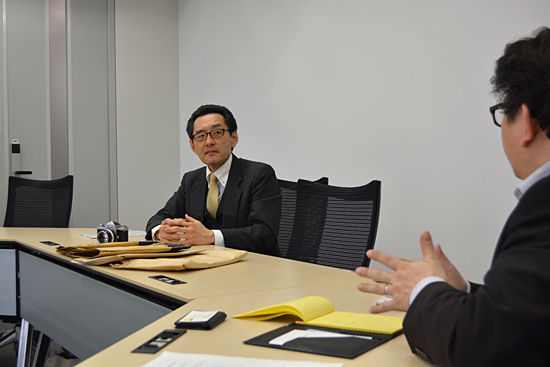 道越アナリストがニコン 映像カンパニー開発本部 第二設計部 第二設計課の佐藤主幹に「NIKKORレンズ」開発秘話を聞いた