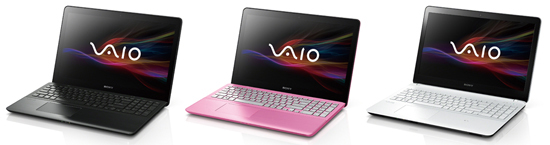 左から、VAIO Fit 15(ブラック、ピンク)、VAIO Fit 15 E(ホワイト)
