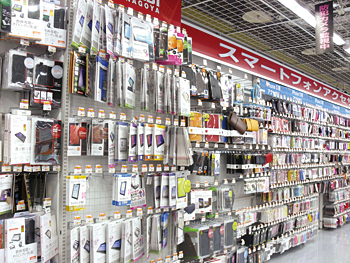 アクセサリの品揃えも群を抜くヤマダ電機LABI名古屋