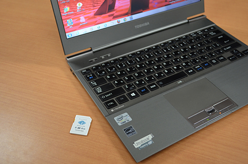 「FlashAir」をPCにセットしても画像のシェアができる