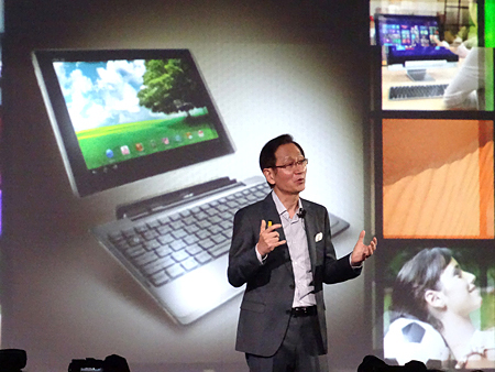 情熱的なプレゼンを披露したジョニー・シー会長