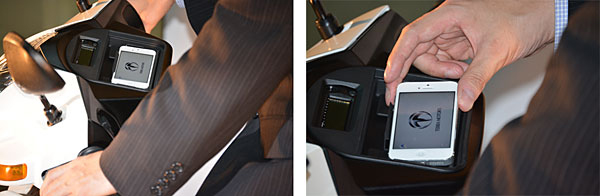 電動バイクにスマートフォンを装着