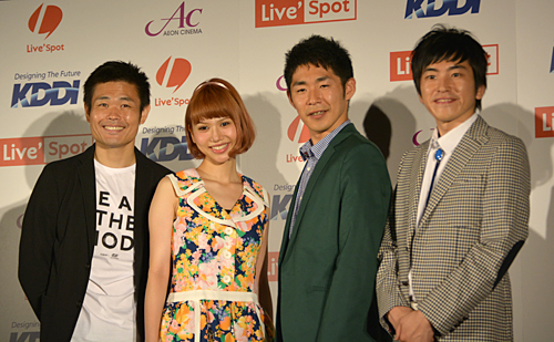 左から品川祐さん、水沢アリーさん、池田一真さん、村上純さん