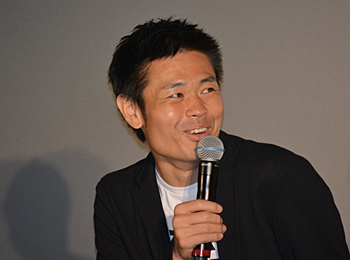 音の違いは「クラブと田舎のスナックぐらい」と語る品川さん