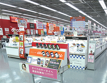 ヤマダ電機LABI水戸はリニューアルの際に入り口となる3階にスマートフォンコーナーを設置