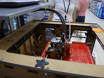 ホットエンドとプレート