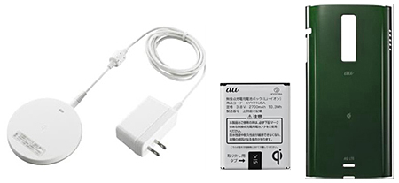 左から、ワイヤレス充電台01、無接点充電用電池パック、無接点充電用電池フタ(グリーン)