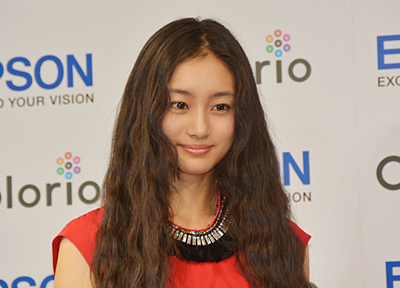 イメージキャラクターを務める忽那汐里さん