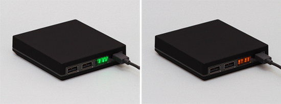 LEDは、通常充電時はグリーン、急速充電時はオレンジ色に光る