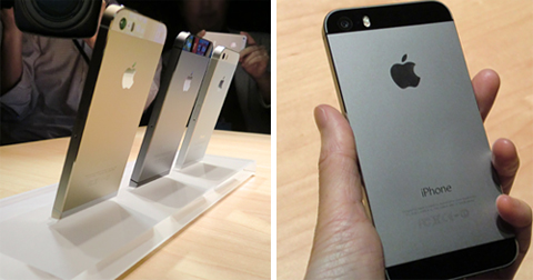 背面のカラーが変わり、高級感が増したスペースグレイ(右)