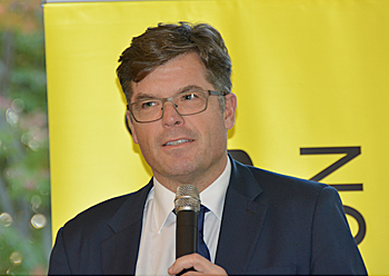 モアン・エルツバーグCEO