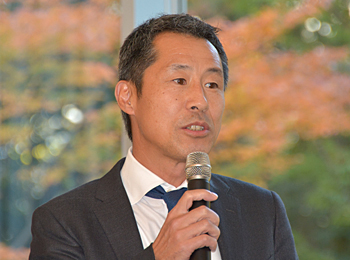 安藤代表取締役